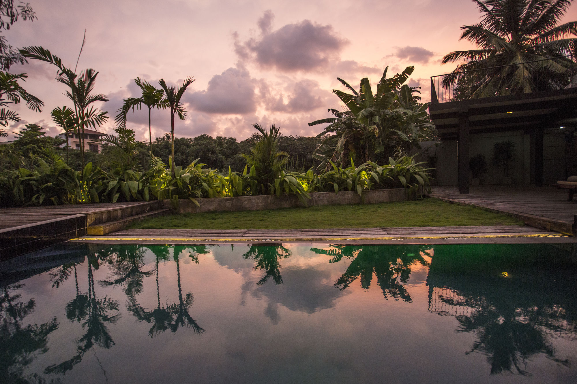 The Mangrove Hotel Colombo Exteriör bild